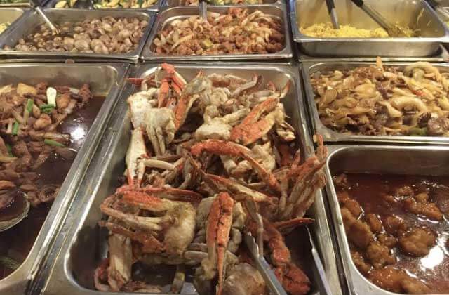 crab legs in a buffet tray at mei asian china buffet orlando