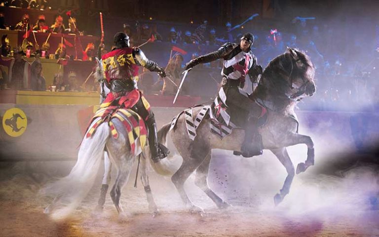 knights fighting on horseback with swords at medieval times dinner and tournament orlando