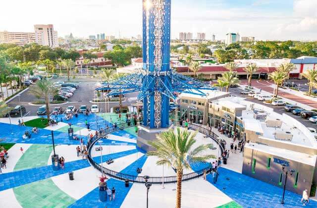 landing pad area of empty swing ride during daytime at orlando starflyer