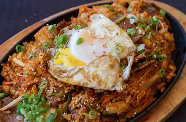 plate of sukiyaki fried rice with egg oishi japanese restaurant orlando