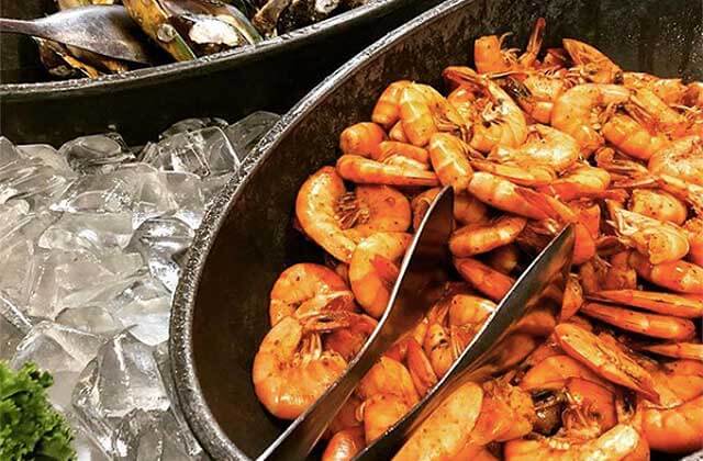 seasoned shrimp on ice buffet tray boston lobster feast orlando kissimmee