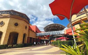 front exterior of mall with anchor restaurants at dolphin mall miami