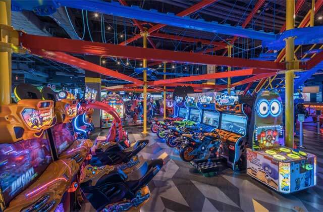 large multi player arcade games with ropes course above at main event entertainment orlando
