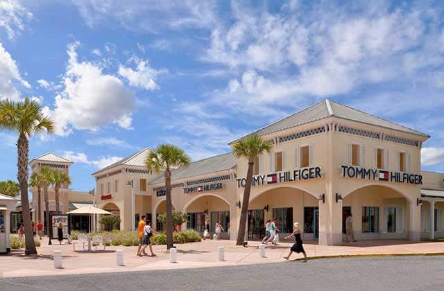 outdoor storefronts with brand name shopping at ellenton premium outlets florida
