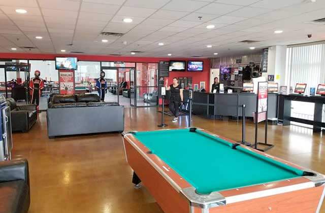 pool table in the lounge area at k1 speed indoor kart racing orlando