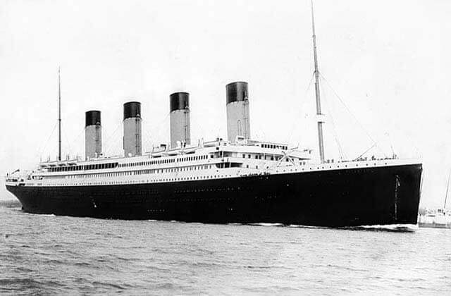 historic black and white photo of ship at titanic gala dinner event orlando