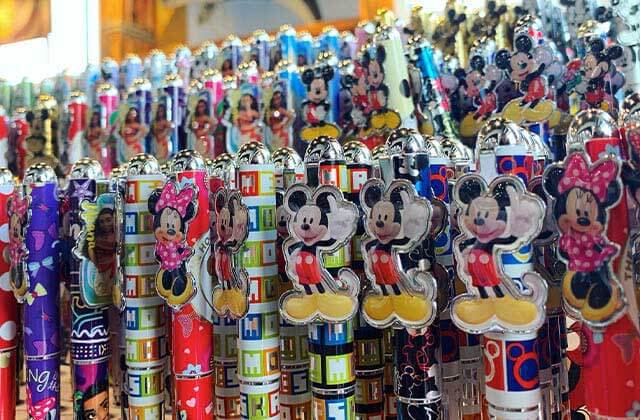 disney souvenir pens of mickey and minnie mouse and moana at treasure island gift shop orlando lake buena vista