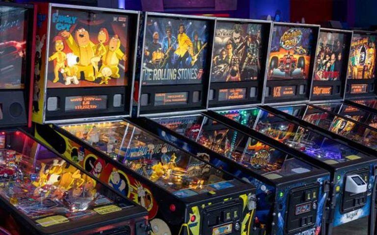 row of pinball machines in arcade at dezerland park orlando