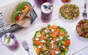 fresh tacos and salads and juices at fresh and co
