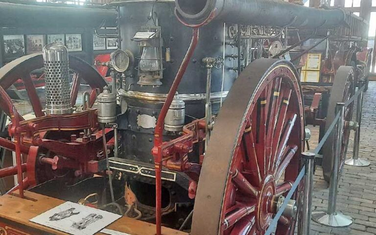 vintage fire engine at orlando fire museum