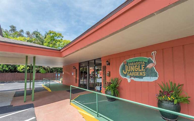 front exterior of entrance at sarasota jungle gardens