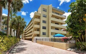 side exterior of six level condo from walkway at sea shell condominium sarasota