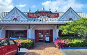 front daytime exterior of restaurant at islamorada fish company fl keys