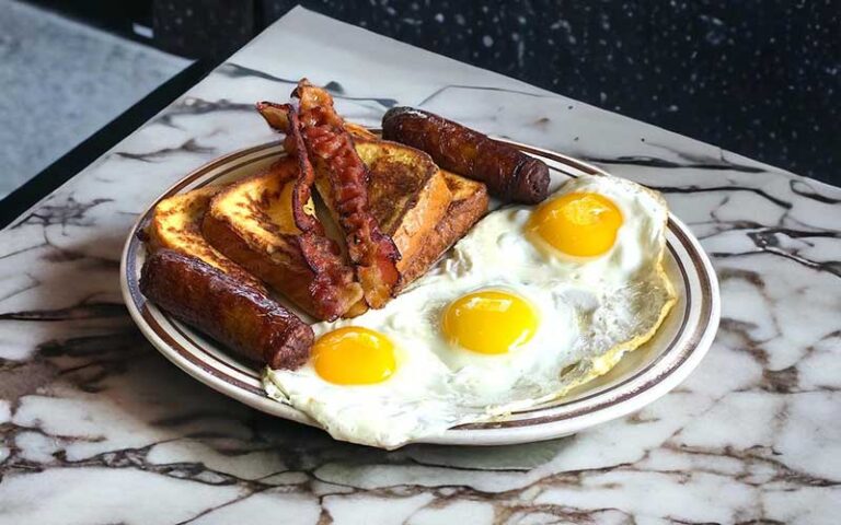 bacon toast sausage and eggs at peter pan diner fort lauderdale