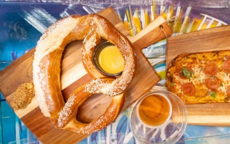 pretzel pizza and beer at pinfish entertainment tavernier fl keys