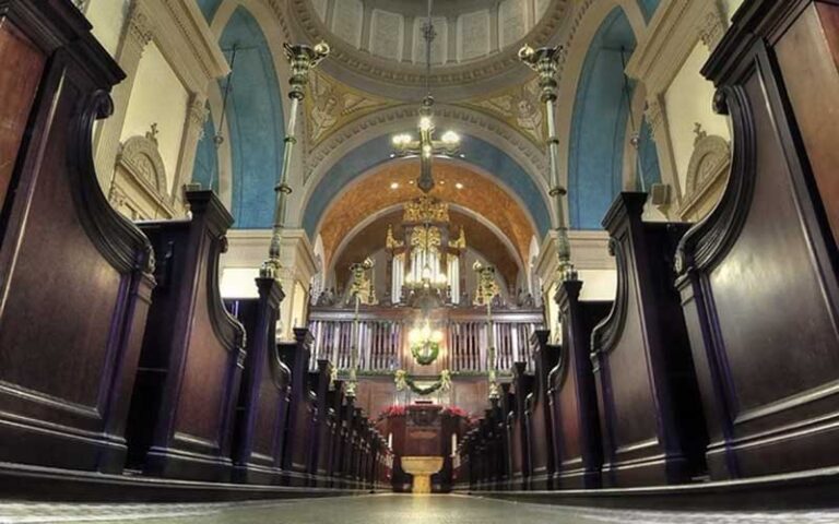 sanctuary view from floor of altar and organ flanked by pews at memorial presbyterian church st augustine