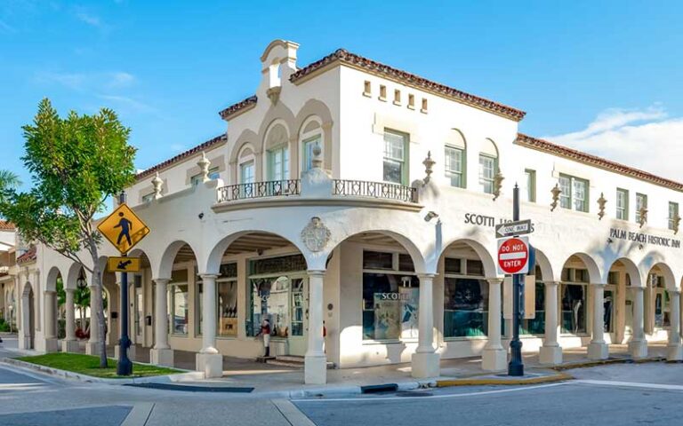 daytime exterior street corner hotel at palm beach historic inn