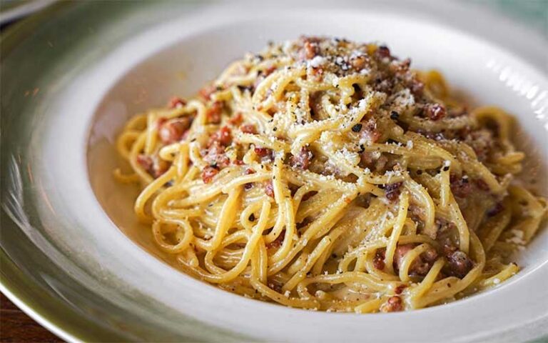 linguine dish on white plate at elisabettas ristorante west palm beach