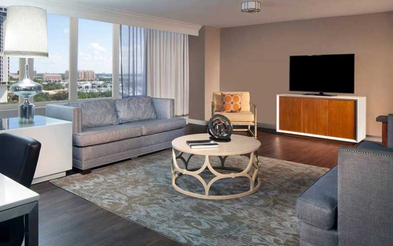 spacious living room suite at hilton st petersburg bayfront