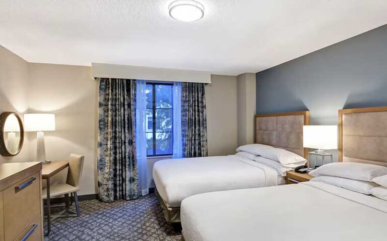 double bed suite with view at embassy suites orlando downtown