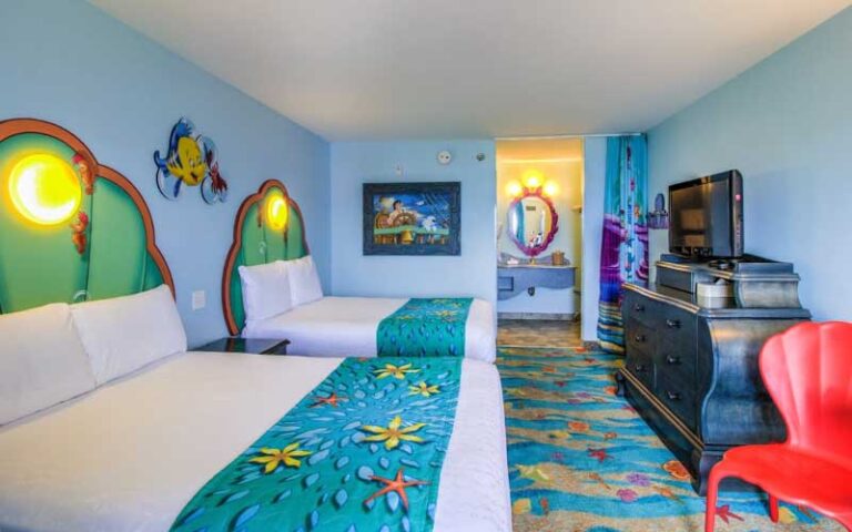 little mermaid themed double bed suite at art of animation resort walt disney world orlando