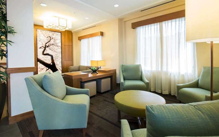 lobby seating area at hyatt place daytona beach oceanfront