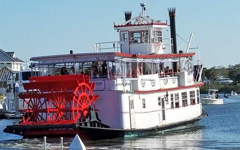 paddlewheel riverboat back view at dine and cruise daytona beach
