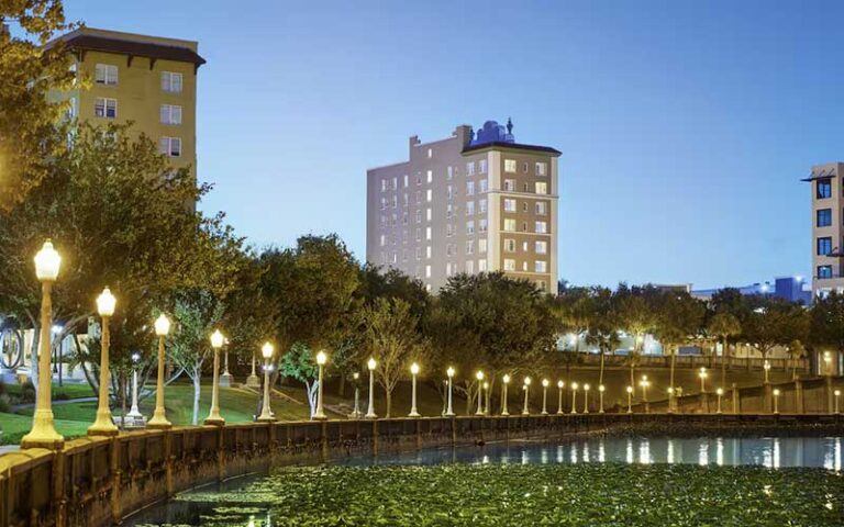 exterior of lake park with lamp posts at the terrace hotel lakeland