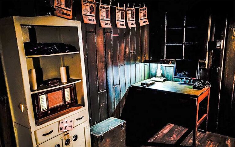 period office with clues at the ocala escape