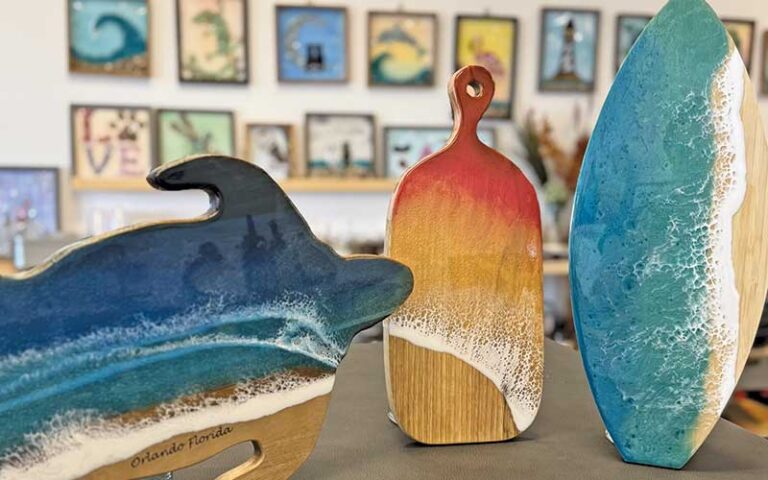 resin boards with art gallery background at fragments art studio kissimmee