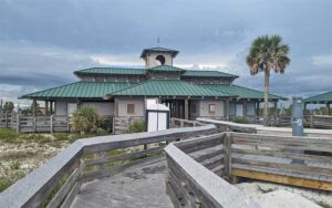 exterior of beach side pavilion center at john beasley park fort walton beach