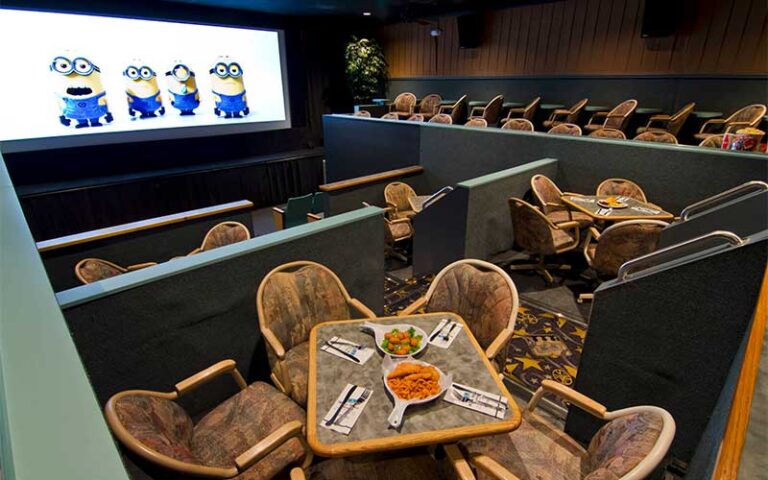 dining room theater with movie and entrees at marco movies marco island