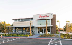 exterior daytime front of restaurant at portillos waterford lakes orlando