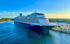 cruise ship nieuw statendam holland america line port miami