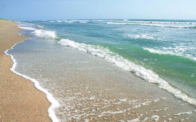 Plan your coastal escape today in St. Lucie, Florida, the jewel of the Treasure Coast. Imagine the gentle power of warm, welcoming waves, perfectly sandy beaches, and weather that leaves you wanting more. Whether by water, by land, or around town, St. Lucie’s greatest gems are yours to explore.
@visitstlucie