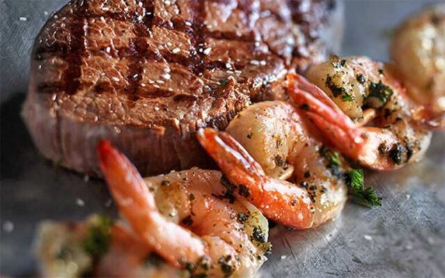 With locations set in the heart of the Orlando and Kissimmee, UNO Pizzeria & Grill is a culinary gem that offers an unforgettable dining experience for tourists and locals alike. Whether you’re in the mood for a hearty meal with family or a casual dinner with friends, UNO Pizzeria & Grill promises a taste of tradition with a modern twist, making it an essential stop on your Central Florida vacation.
@unopizzeriaandgrill