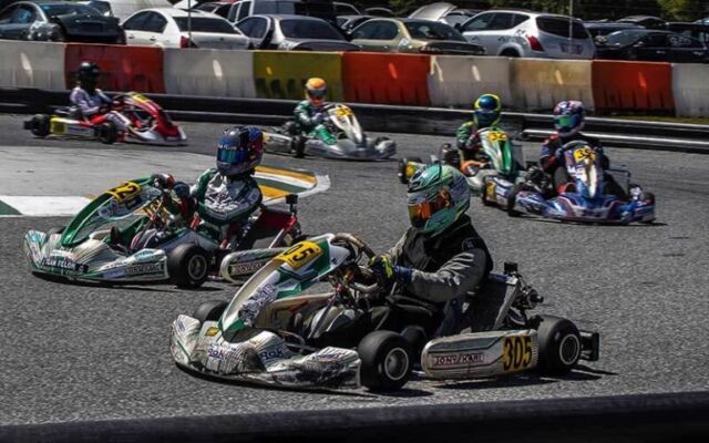 Race go-karts and reach top speeds of 45 miles per hour around a nearly one mile long track loaded with speedy straights, calculated curves, and harrowing hairpin turns at @orlandokartcenter.