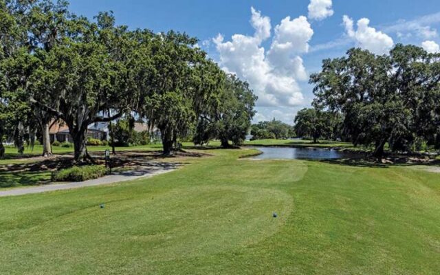 Set in the heart of Kissimmee, Oaks National Golf Club offers a serene escape for golf enthusiasts and nature lovers alike. Surrounded by majestic oak trees, sparkling lakes, and an abundance of wildlife, the course provides a tranquil yet engaging experience for players of all skill levels. Book your tee time today: oaksnationalgolfclub.com